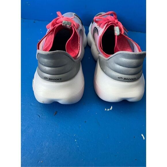 Brooks Aurora-BL Womens 9.5 B Shoe Gray Red Running Racing Road Athletic Sneaker - Picture 6 of 6